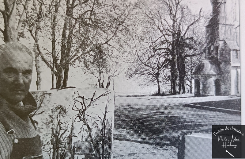 1951 André Hambourg devant la chapelle Notre dame de Grace à Honfleur